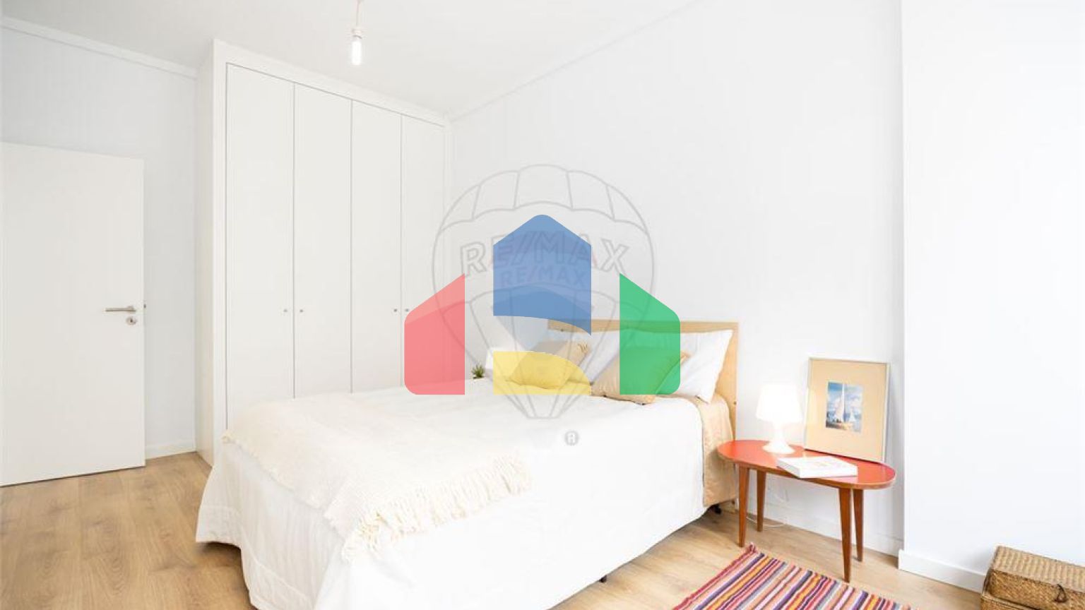 Residential - Condo/Apartment - T2 - Ajuda, Lisbon - PT