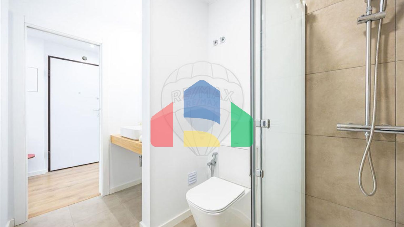 Residential - Condo/Apartment - T2 - Ajuda, Lisbon - PT