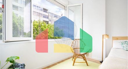 Residential - Condo/Apartment - T2 - Ajuda, Lisbon - PT