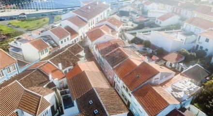 Residential - Single Family Home - T4 - Angra (S. Pedro), Angra do Heroismo - PT