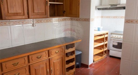 Residential - Single Family Home - T4 - Angra (S. Pedro), Angra do Heroismo - PT
