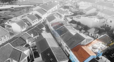 Residential - Single Family Home - T4 - Angra (S. Pedro), Angra do Heroismo - PT