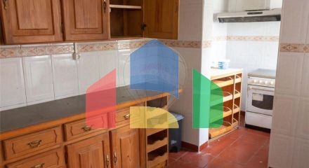 Residential - Single Family Home - T4 - Angra (S. Pedro), Angra do Heroismo - PT