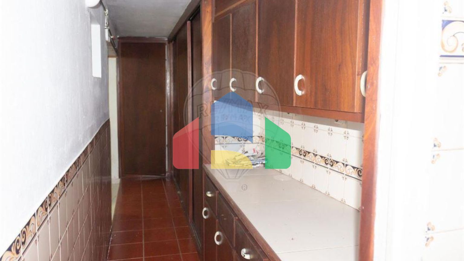 Residential - Single Family Home - T4 - Angra (S. Pedro), Angra do Heroismo - PT