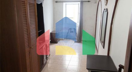 Residential - Single Family Home - T4 - Angra (S. Pedro), Angra do Heroismo - PT