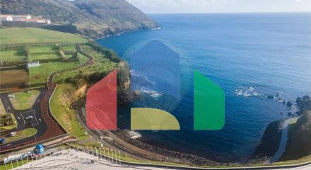 Residential - Single Family Home - T4 - Angra (S. Pedro), Angra do Heroismo - PT