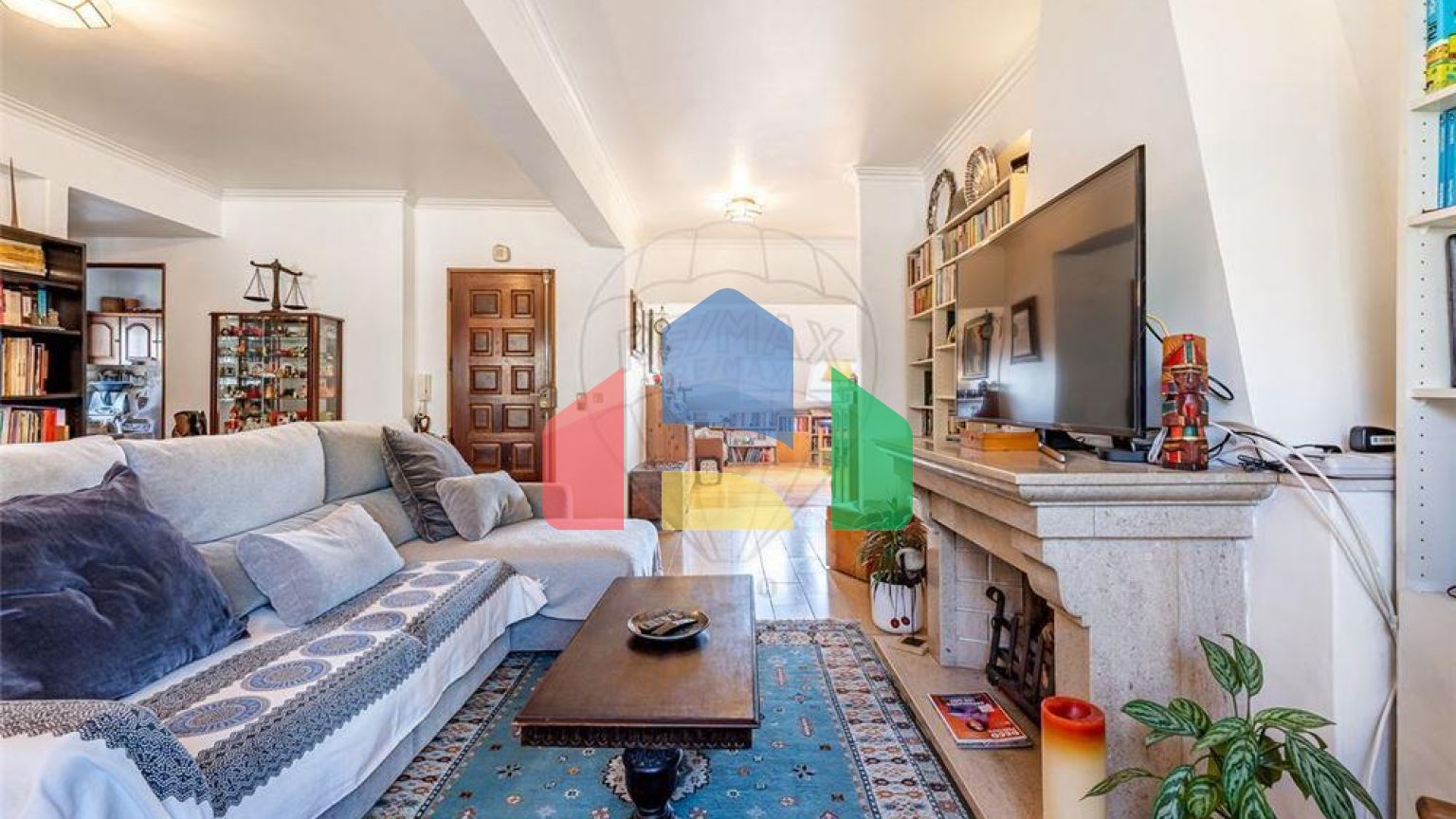 Residential - Condo/Apartment - T2 - Belém, Lisbon - PT