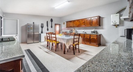 Residential - Single Family Home - T5 - S. Mateus da Calheta, Angra do Heroismo - PT