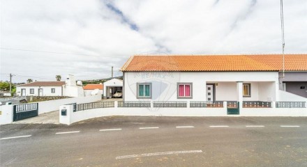 Residential - Single Family Home - T5 - S. Mateus da Calheta, Angra do Heroismo - PT