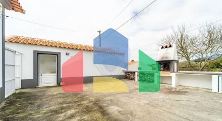 Residential - Single Family Home - T5 - S. Mateus da Calheta, Angra do Heroismo - PT