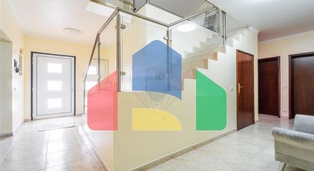 Residential - Single Family Home - T5 - S. Mateus da Calheta, Angra do Heroismo - PT