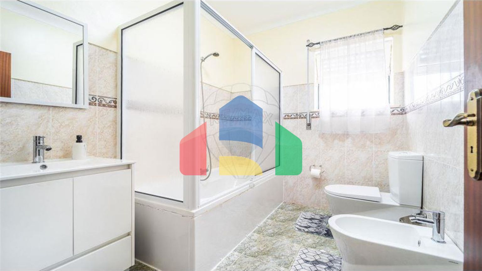 Residential - Single Family Home - T5 - S. Mateus da Calheta, Angra do Heroismo - PT