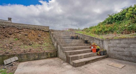 Residential - Single Family Home - T3 - S. Mateus da Calheta, Angra do Heroismo - PT