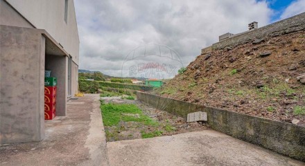 Residential - Single Family Home - T3 - S. Mateus da Calheta, Angra do Heroismo - PT