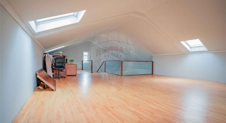 Residential - Single Family Home - T3 - S. Mateus da Calheta, Angra do Heroismo - PT