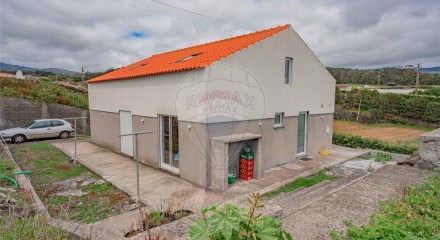 Residential - Single Family Home - T3 - S. Mateus da Calheta, Angra do Heroismo - PT