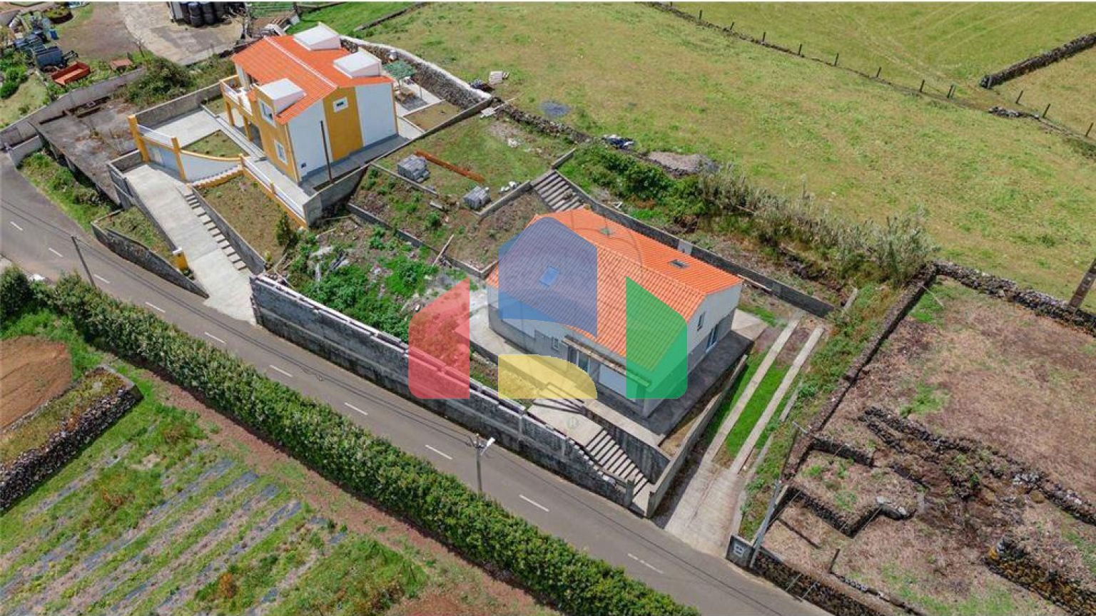 Residential - Single Family Home - T3 - S. Mateus da Calheta, Angra do Heroismo - PT