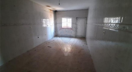 Residential - Single Family Home - T2 - Vandoma, Paredes - PT