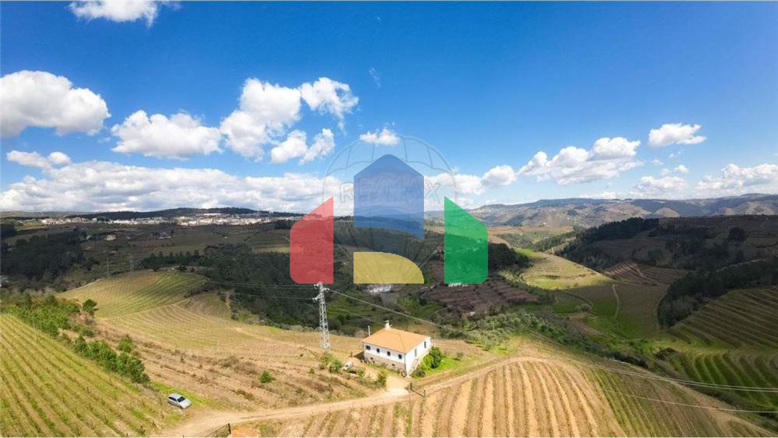 Residential - Farm - T5 - Vilarinho de Sao Romao, Sabrosa - PT