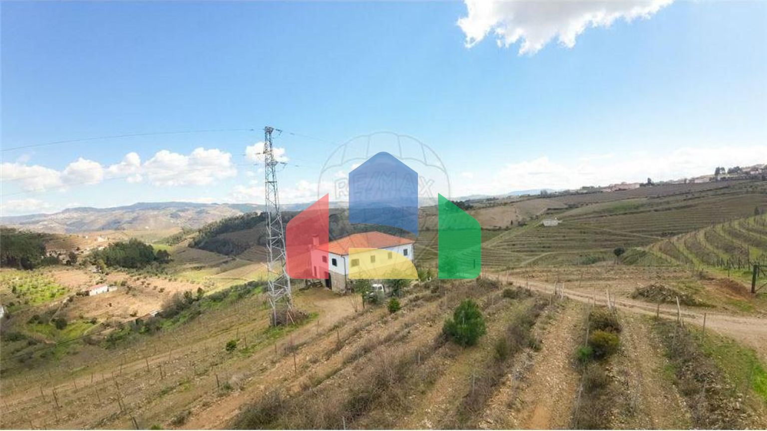 Residential - Farm - T5 - Vilarinho de Sao Romao, Sabrosa - PT