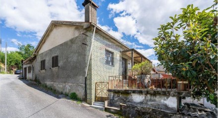 Residential - Single Family Home - T5 - Vila Verde e Barbudo, Vila Verde - PT