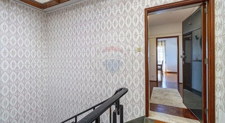 Residential - Condo/Apartment - T4 - Pedroso e Seixezelo, Vila Nova de Gaia - PT