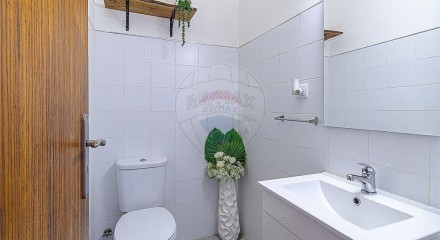 Residential - Condo/Apartment - T4 - Pedroso e Seixezelo, Vila Nova de Gaia - PT