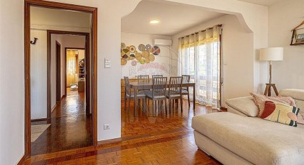 Residential - Condo/Apartment - T4 - Pedroso e Seixezelo, Vila Nova de Gaia - PT