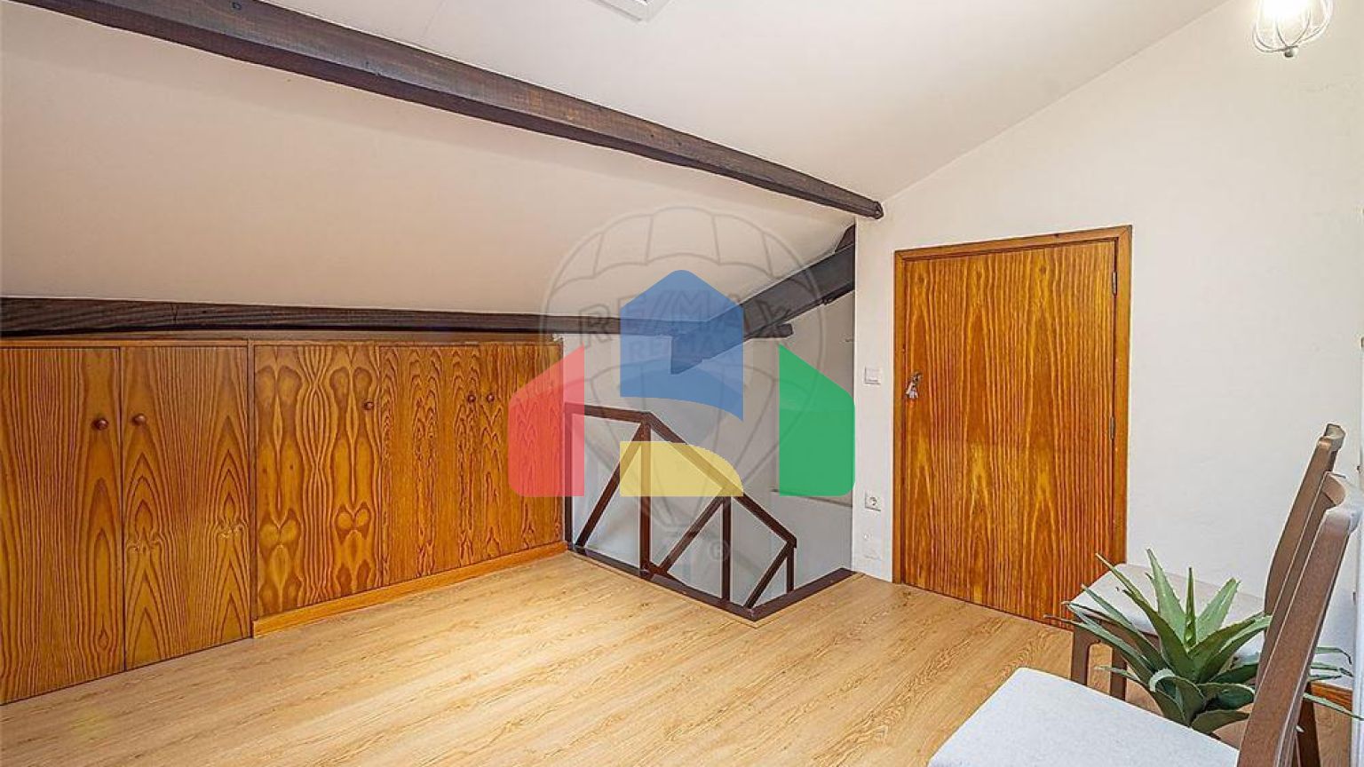 Residential - Condo/Apartment - T4 - Pedroso e Seixezelo, Vila Nova de Gaia - PT