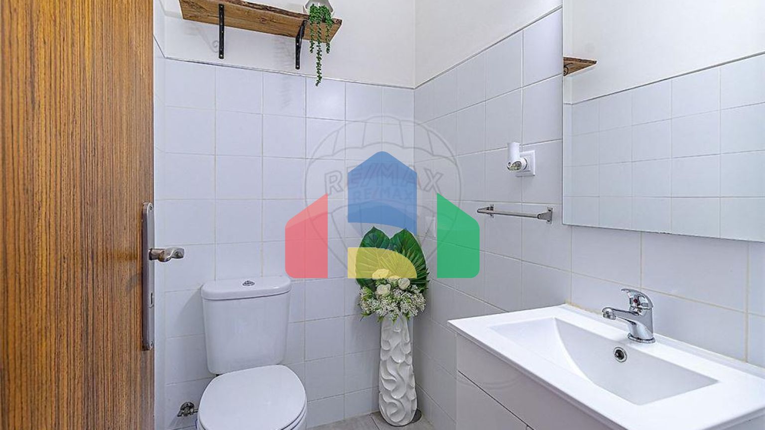 Residential - Condo/Apartment - T4 - Pedroso e Seixezelo, Vila Nova de Gaia - PT