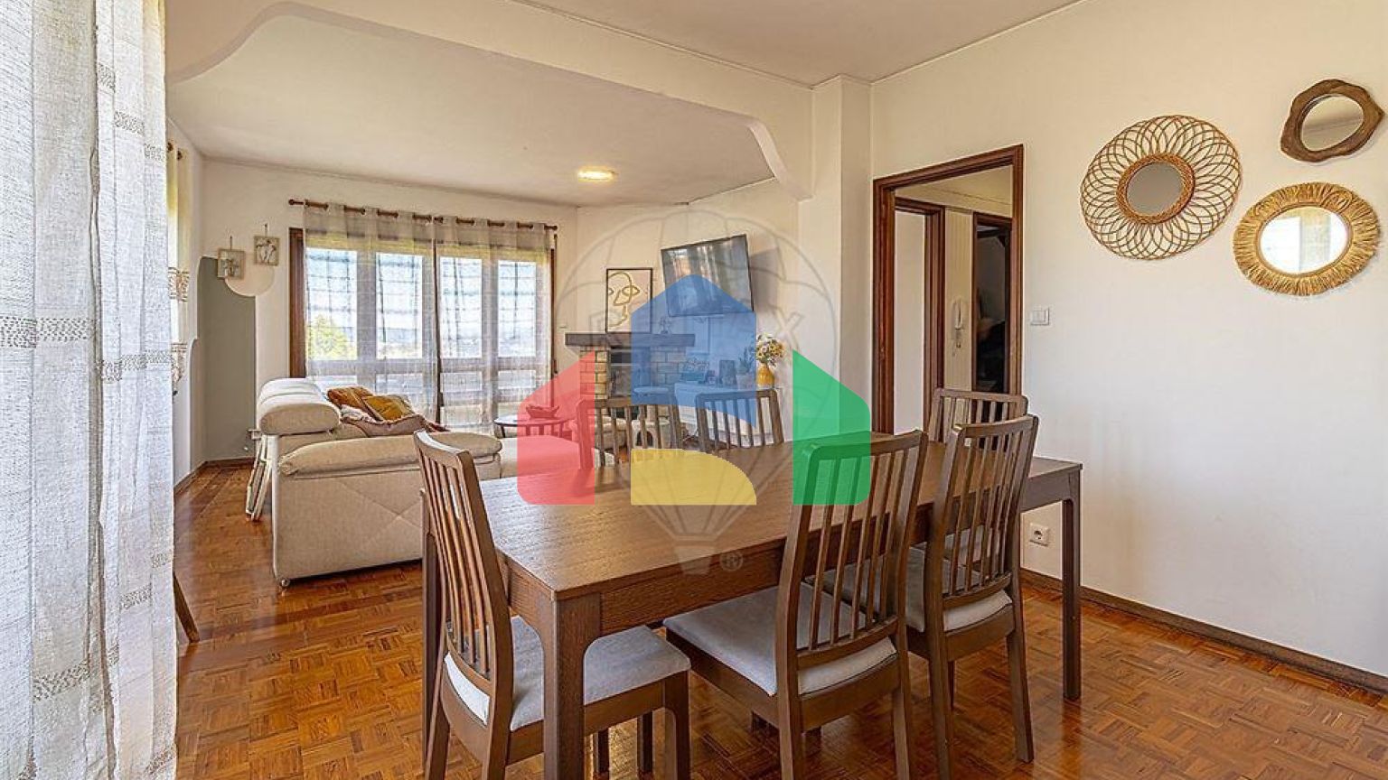 Residential - Condo/Apartment - T4 - Pedroso e Seixezelo, Vila Nova de Gaia - PT