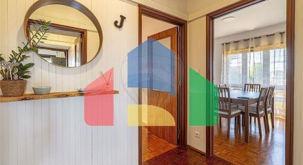 Residential - Condo/Apartment - T4 - Pedroso e Seixezelo, Vila Nova de Gaia - PT