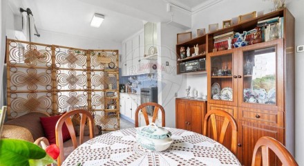 Residential - Condo/Apartment - T1 - Venteira, Amadora - PT