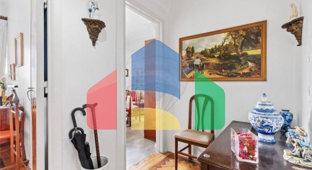 Residential - Condo/Apartment - T1 - Venteira, Amadora - PT