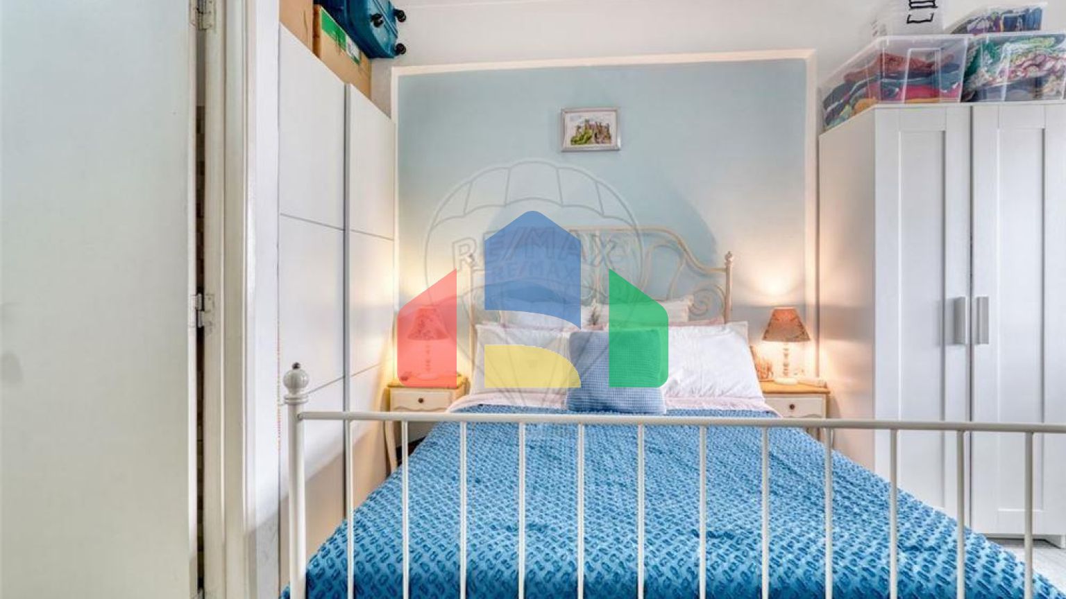 Residential - Condo/Apartment - T1 - Venteira, Amadora - PT