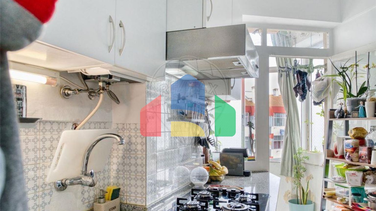 Residential - Condo/Apartment - T1 - Venteira, Amadora - PT