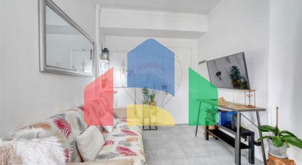 Residential - Condo/Apartment - T1 - Venteira, Amadora - PT