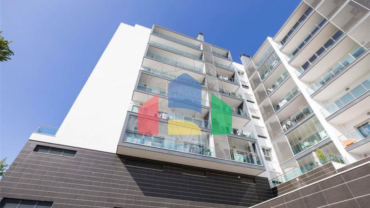 Residential - Condo/Apartment - T3 - Póvoa de Santo Adrião e Olival Basto, Odivelas - PT