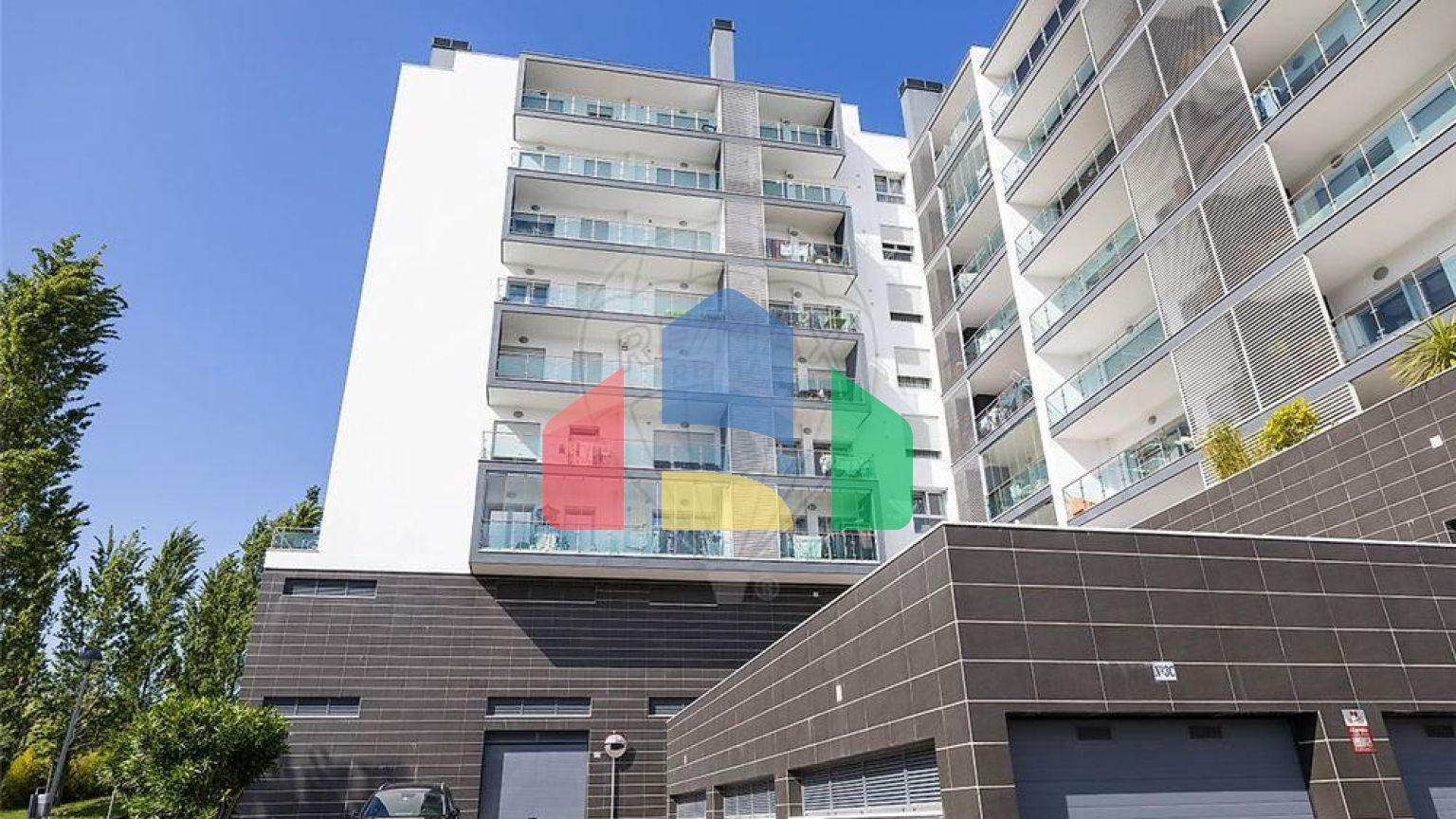 Residential - Condo/Apartment - T3 - Póvoa de Santo Adrião e Olival Basto, Odivelas - PT