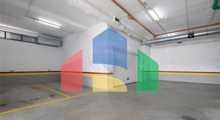 Residential - Condo/Apartment - T3 - Póvoa de Santo Adrião e Olival Basto, Odivelas - PT