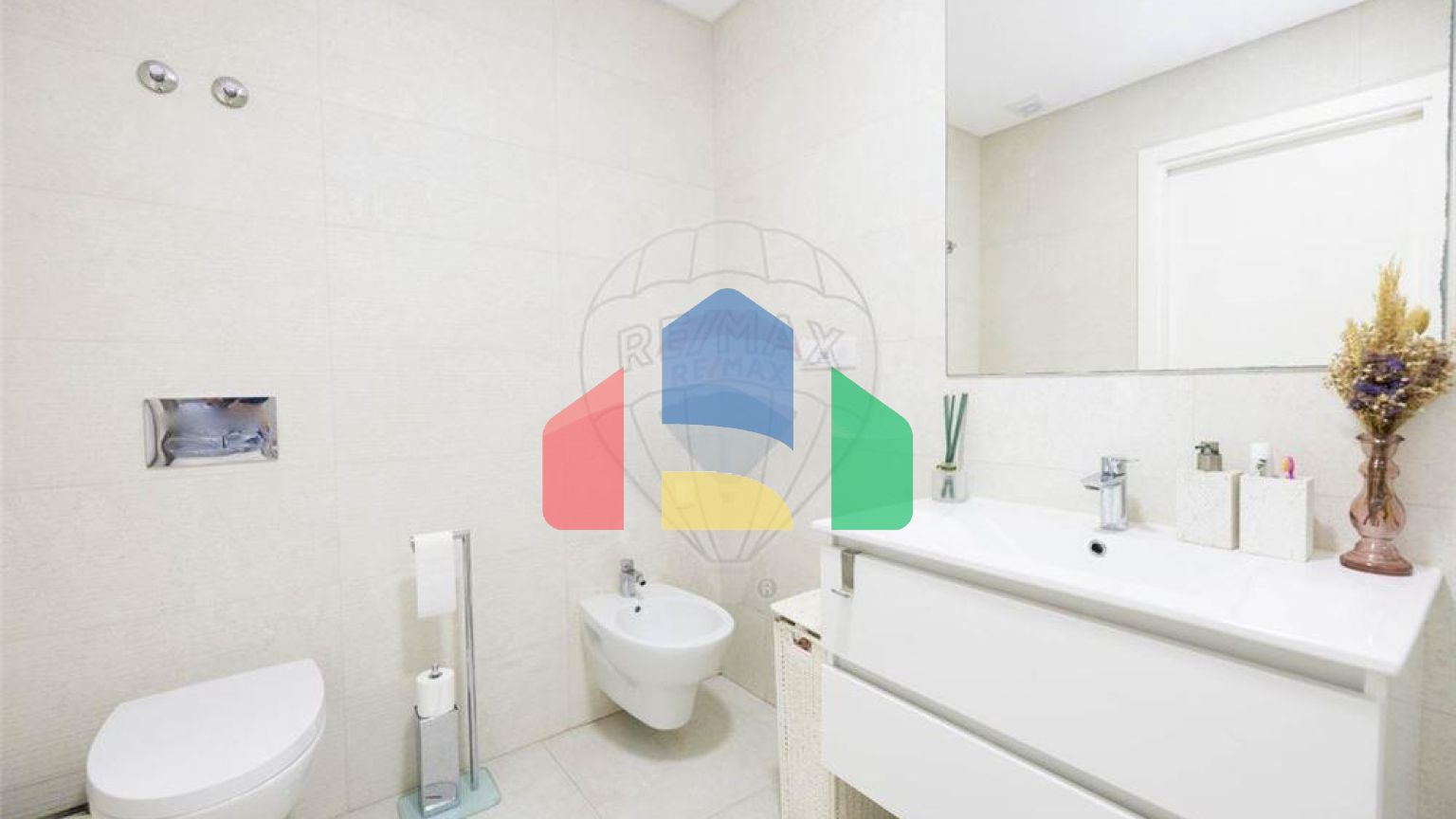 Residential - Condo/Apartment - T3 - Póvoa de Santo Adrião e Olival Basto, Odivelas - PT