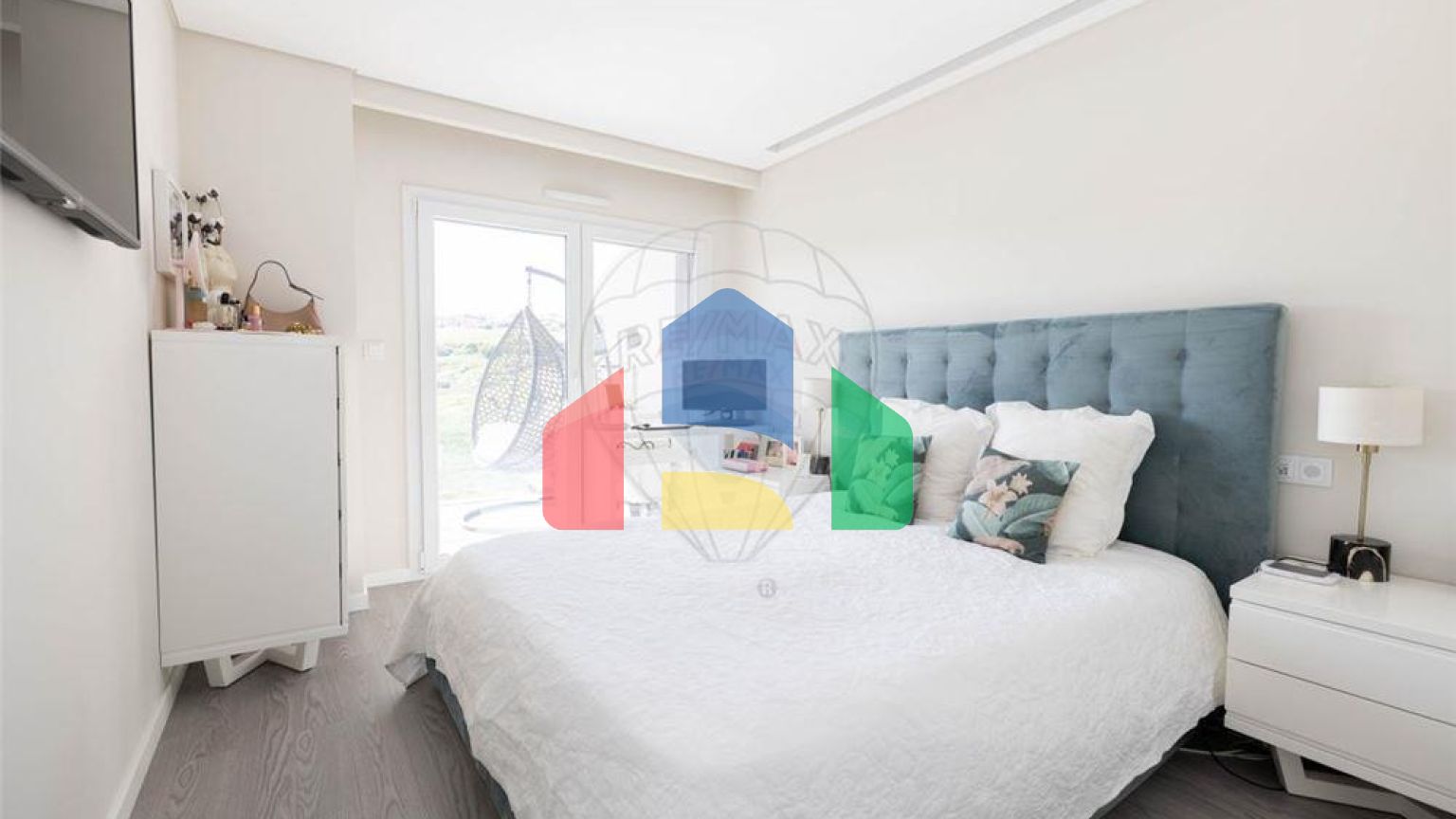 Residential - Condo/Apartment - T3 - Póvoa de Santo Adrião e Olival Basto, Odivelas - PT