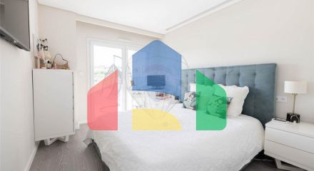 Residential - Condo/Apartment - T3 - Póvoa de Santo Adrião e Olival Basto, Odivelas - PT