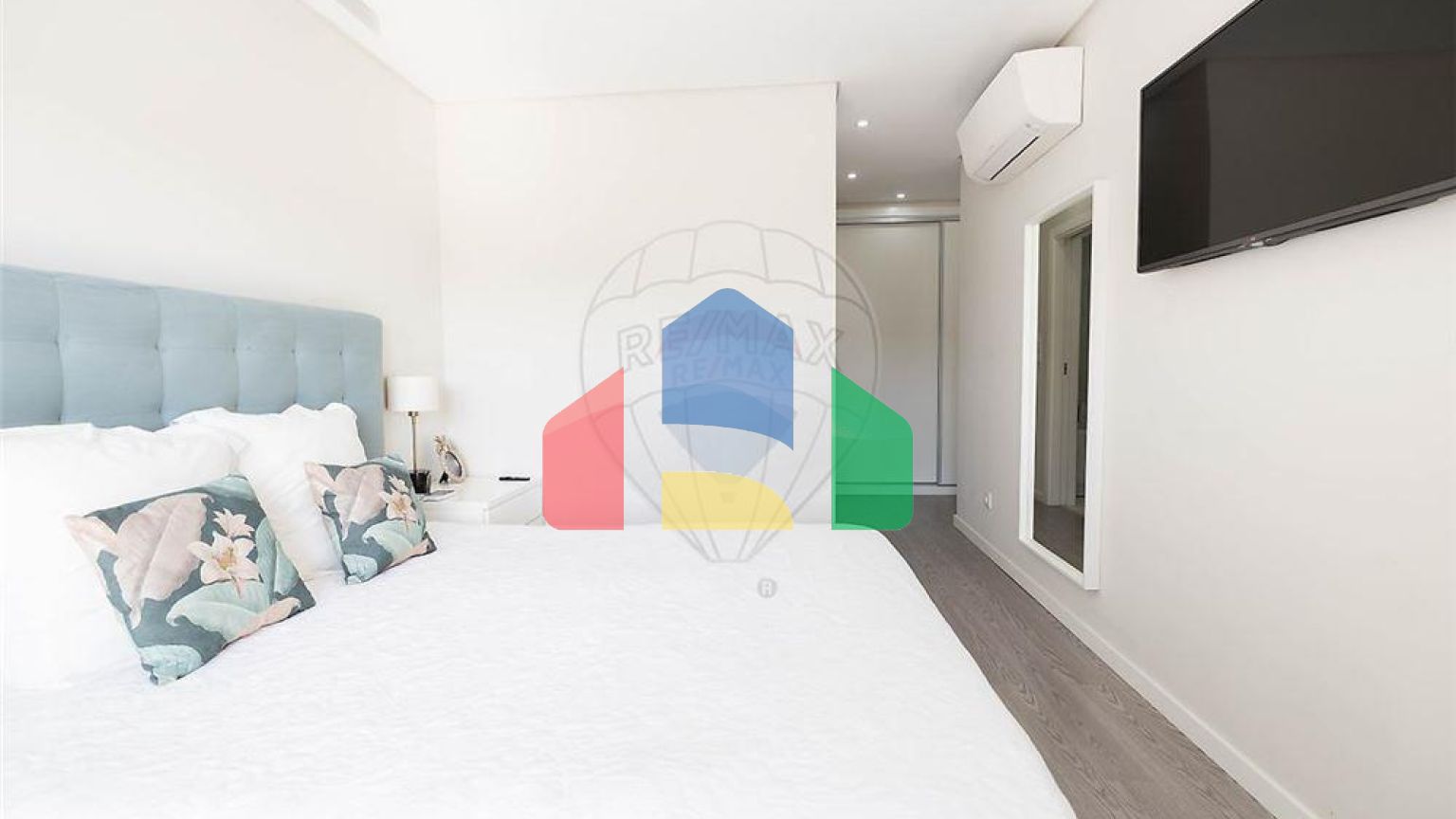 Residential - Condo/Apartment - T3 - Póvoa de Santo Adrião e Olival Basto, Odivelas - PT