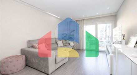 Residential - Condo/Apartment - T3 - Póvoa de Santo Adrião e Olival Basto, Odivelas - PT