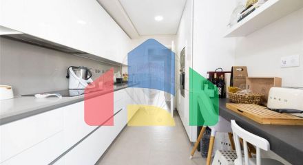 Residential - Condo/Apartment - T3 - Póvoa de Santo Adrião e Olival Basto, Odivelas - PT