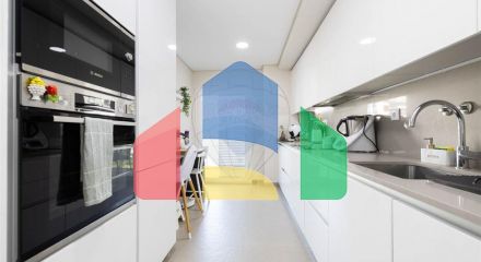 Residential - Condo/Apartment - T3 - Póvoa de Santo Adrião e Olival Basto, Odivelas - PT