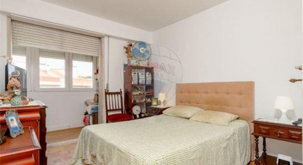 Residential - Condo/Apartment - T3 - Póvoa de Santo Adrião e Olival Basto, Odivelas - PT