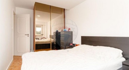 Residential - Condo/Apartment - T3 - Póvoa de Santo Adrião e Olival Basto, Odivelas - PT