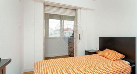 Residential - Condo/Apartment - T3 - Póvoa de Santo Adrião e Olival Basto, Odivelas - PT
